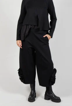 Cropped Trousers with Embellishment Detail in Nero