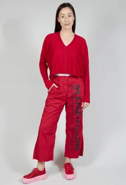 Cropped V Neck Jumper in Chili