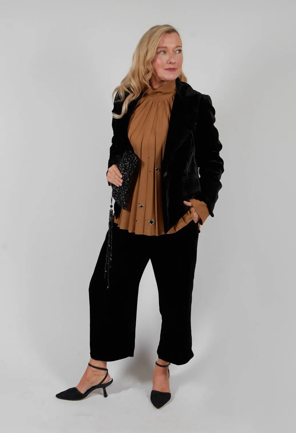 Cropped Velvet Jacket in Black