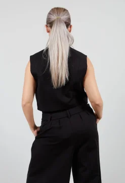 Cropped Waistcoat in Nero