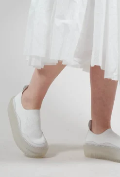 Cut Out Shoes in Starwhite
