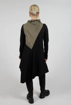 Cvek Dress in Black and Olive