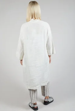 Dali L Tunic In Mandorla