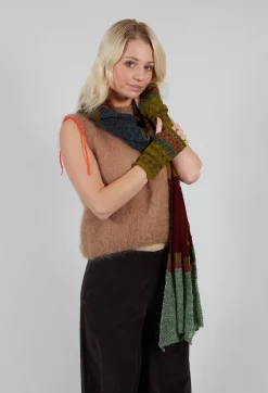 Decorative Wool Gloves in Olive