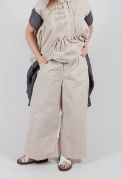 Dehnjung Trousers in Kiesel