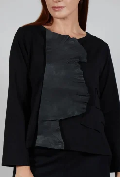 Detachable Feature Top in Black
