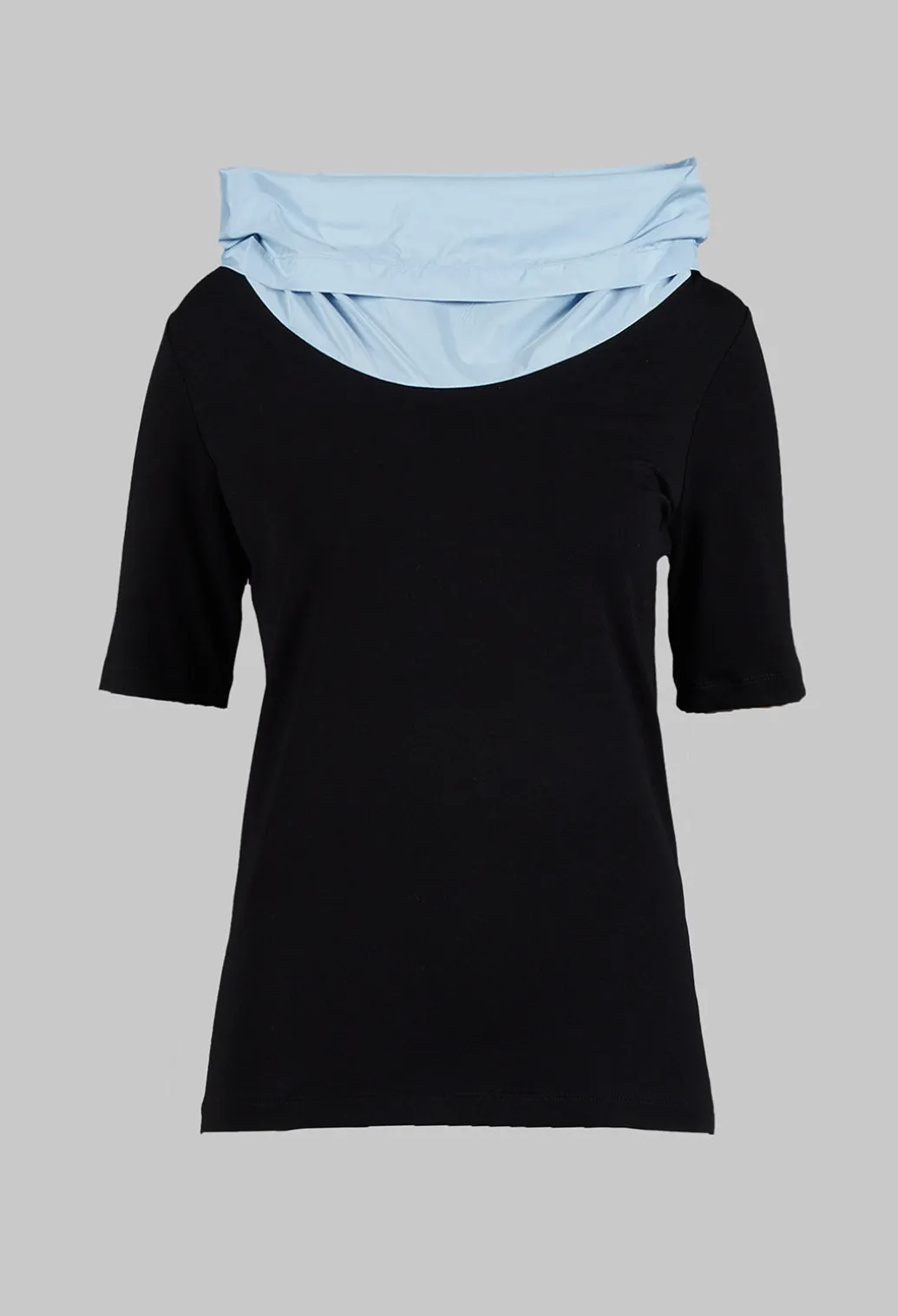 Dim Shirt in Black Light Blue