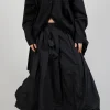 Dipped Hemline Skirt in Black