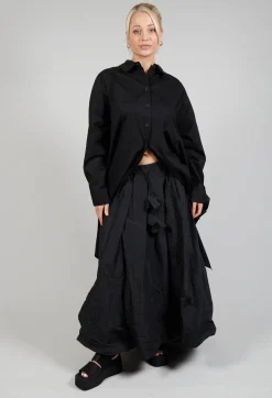 Dipped Hemline Skirt in Black