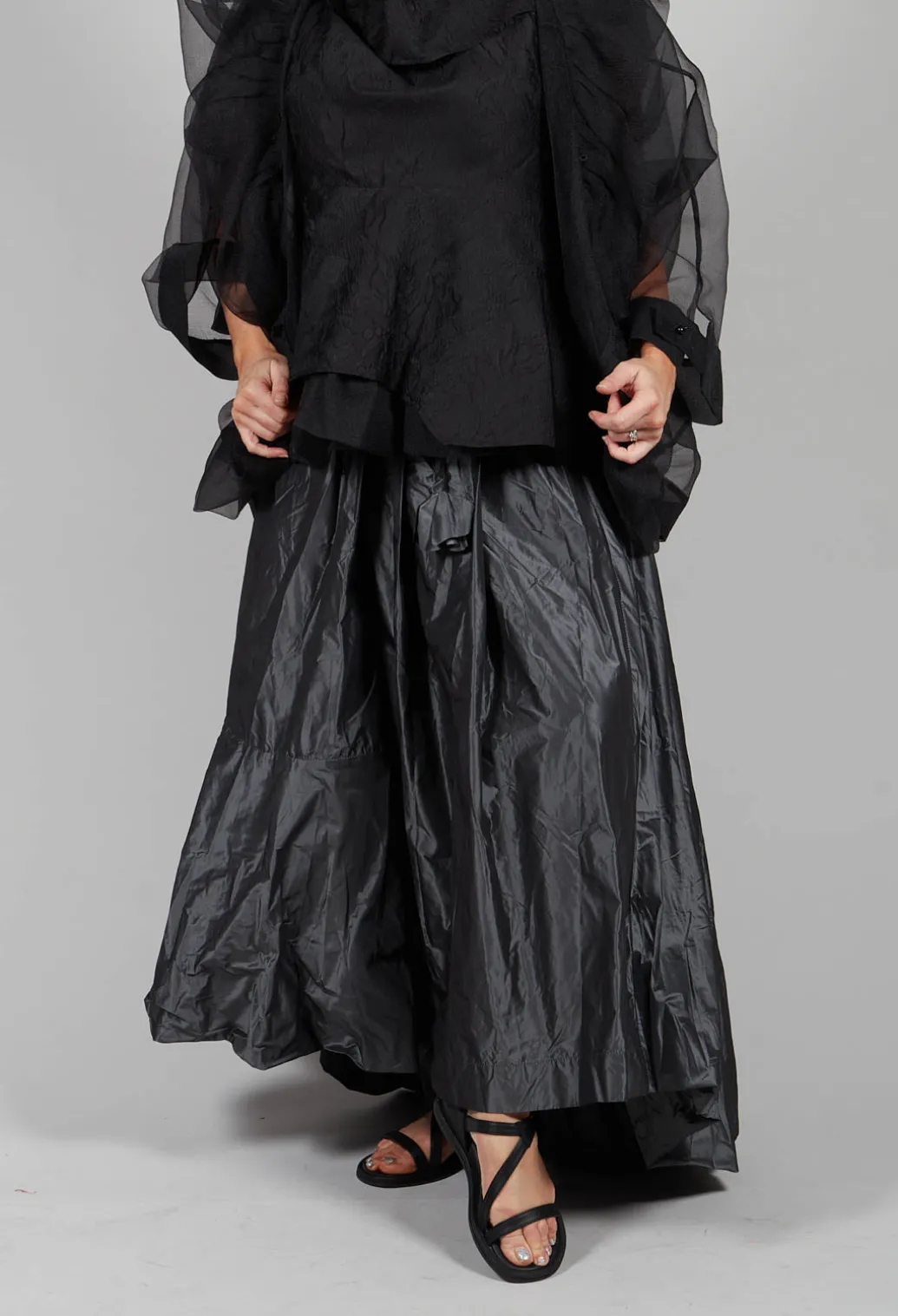 Dipped Hemline Skirt in Grey
