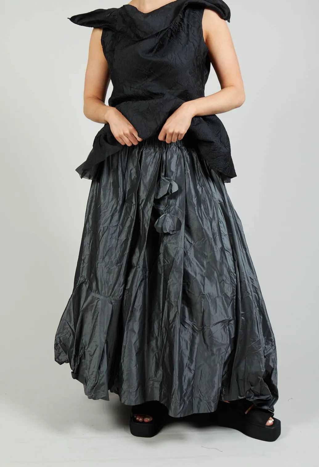 Dipped Hemline Skirt in Grey