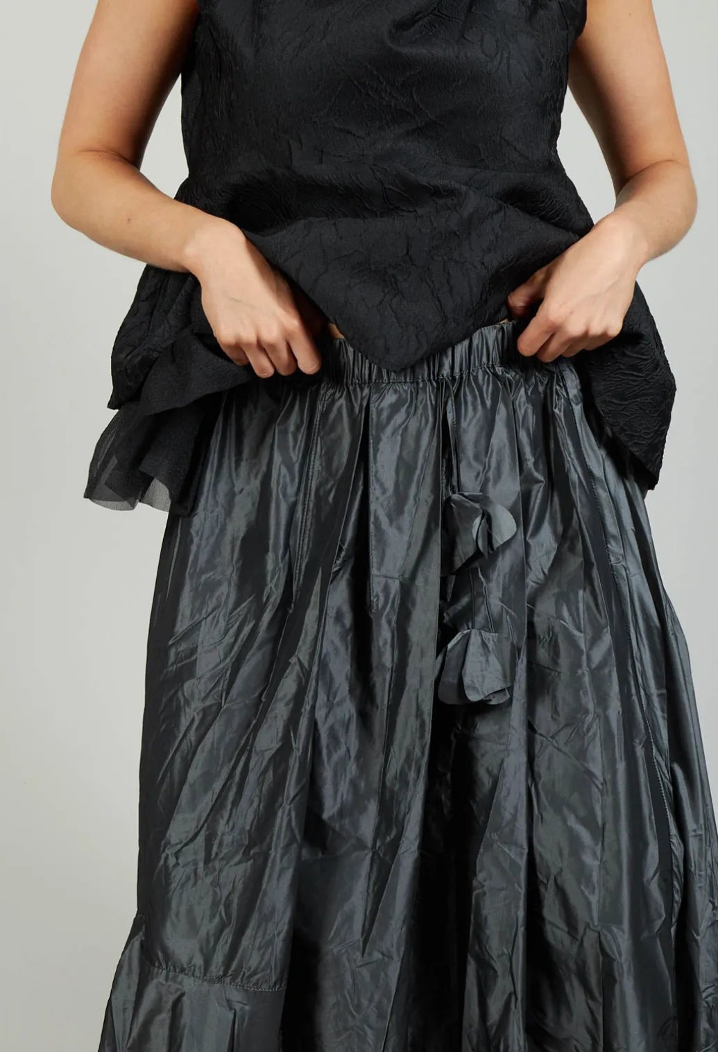 Dipped Hemline Skirt in Grey