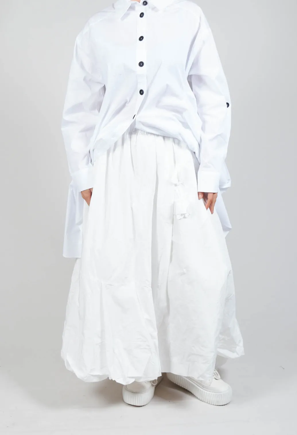 Dipped Hemline Skirt in White
