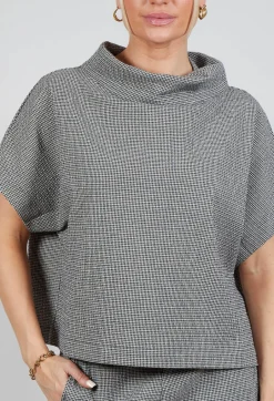 Diva Shirt in Black