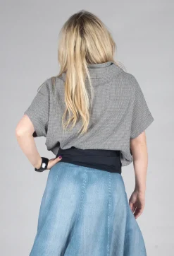 Diva Shirt in Black