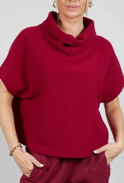 Diva Top in Scarlet