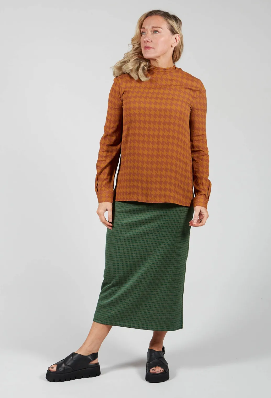 Dogtooth Blouse in Gold