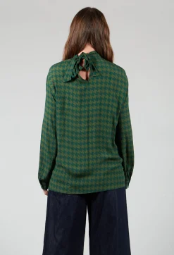 Dogtooth Blouse in Laurel