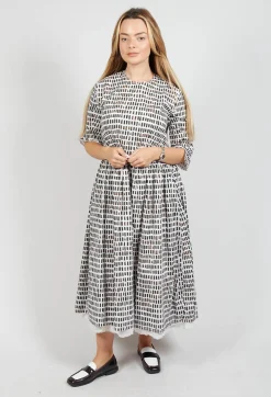 Dominga Print Dress in Brown Sticks