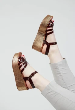 Donita Wedge in Bronze and Brown