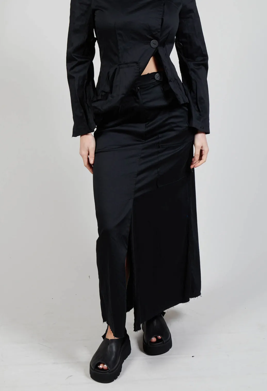 DOST1 Skirt in Black