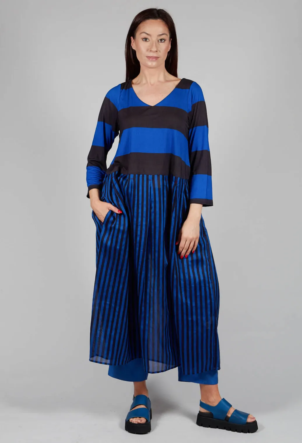 Dress Maxy Vichy Amparo Blue in Blue