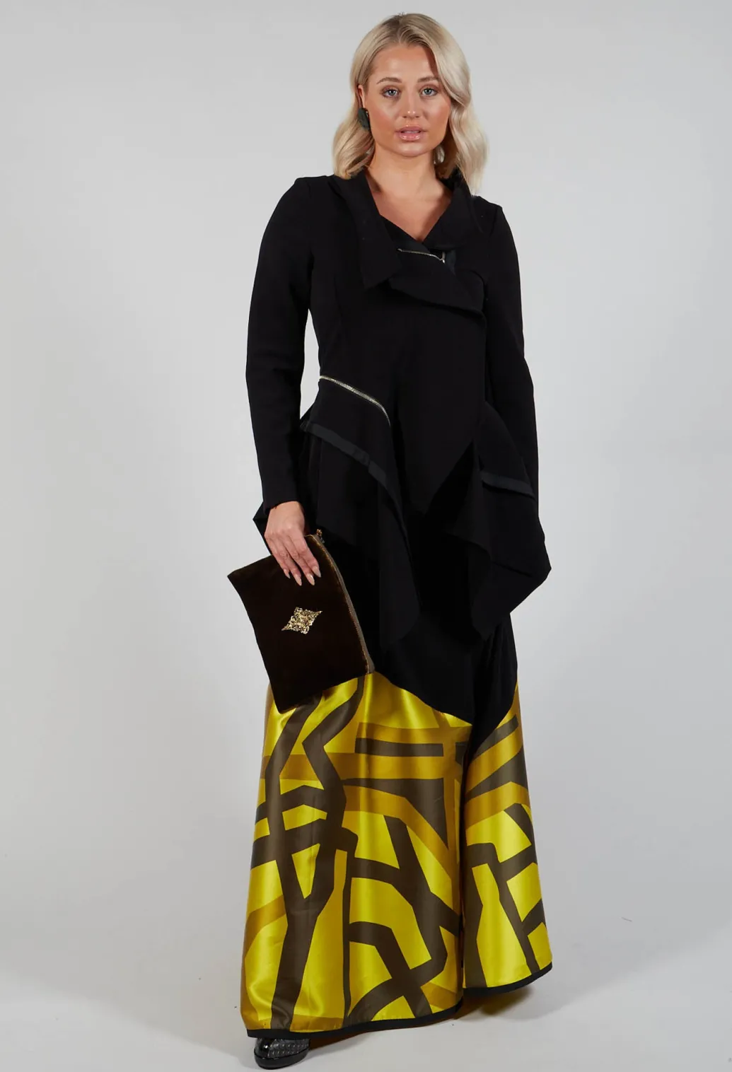 Dvor Jacket in Black