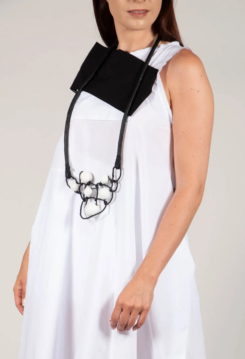 ELAN1 Dress in White with Black