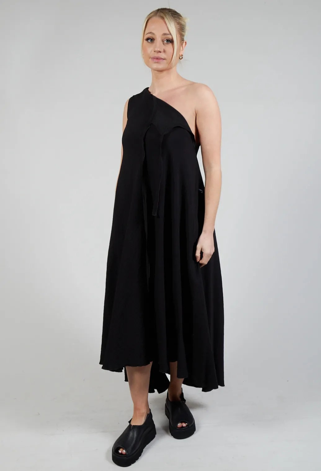 ELOT Dress in Black
