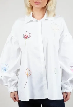 Embroidered Shirt with Elasticated Cuffs in Wite