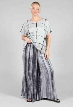 Emma Reversible Pants in Black and White