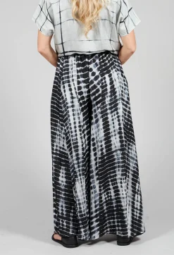 Emma Reversible Pants in Crocodise Black