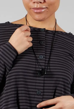 Facetated Glass Necklace in Black