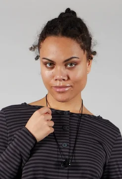 Facetated Glass Necklace in Black