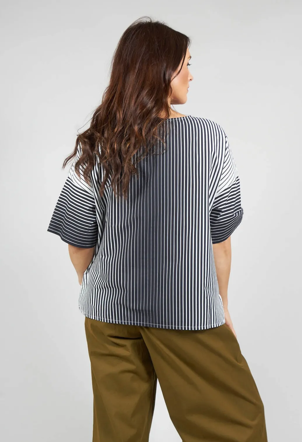 Faly Shirt in Off White and Night Stripe