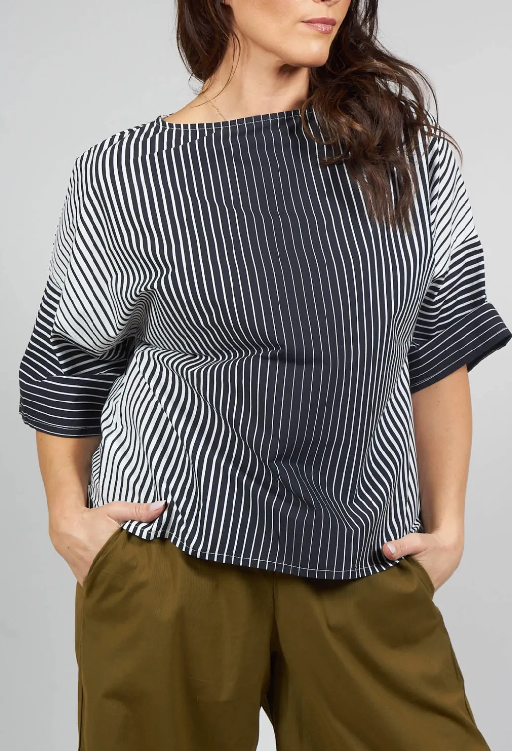 Faly Shirt in Off White and Night Stripe