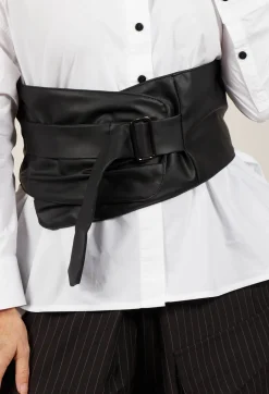 Faux Leather Belt in Black