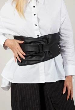 Faux Leather Belt in Black