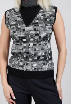 Faux Turtleneck V-Neck Sweater Vest in Off White