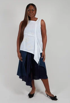 Fictitious Top in White