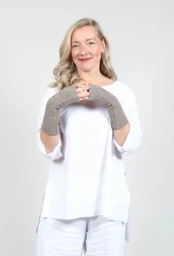 Fingerless Gloves in Taupe