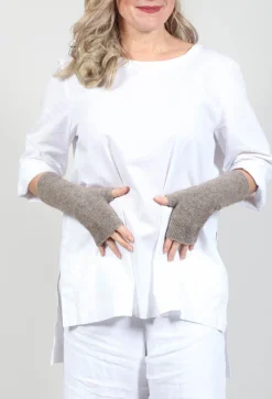 Fingerless Gloves in Taupe