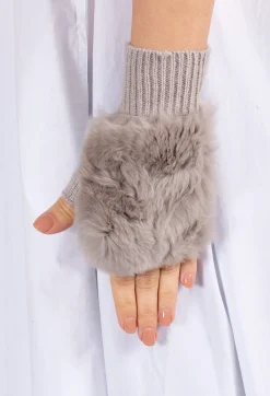 Fingerless Gloves in Taupe