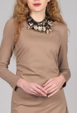 Fit Dress in Camel