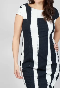 Fitted Dress with Cap Sleeves in Black Print