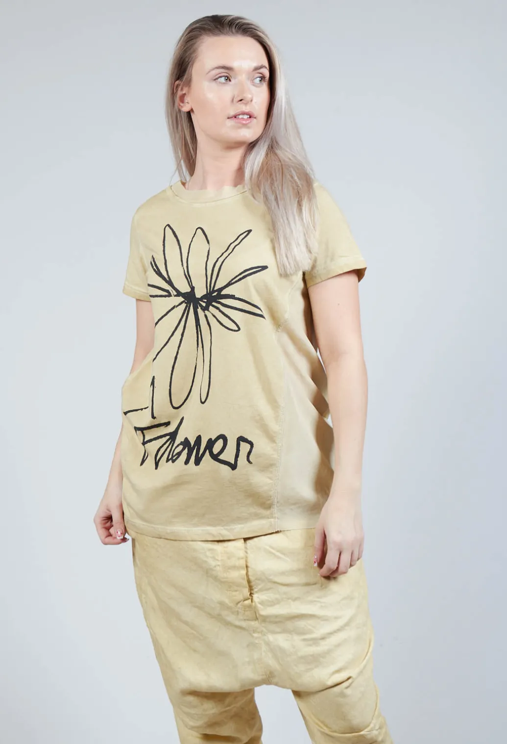 Flower Graphic T-Shirt in Wax Flock Cloud