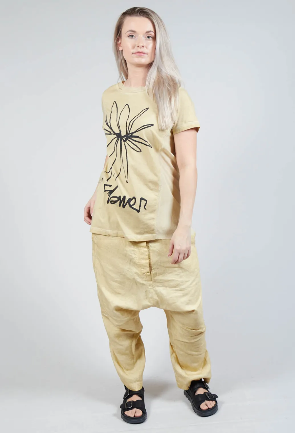 Flower Graphic T-Shirt in Wax Flock Cloud