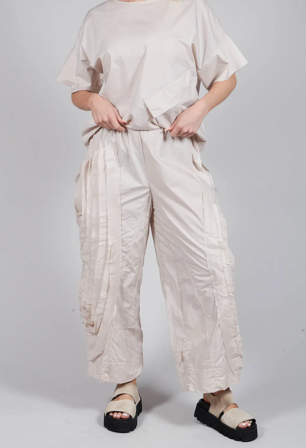 Fold Texture Trousers in Beige