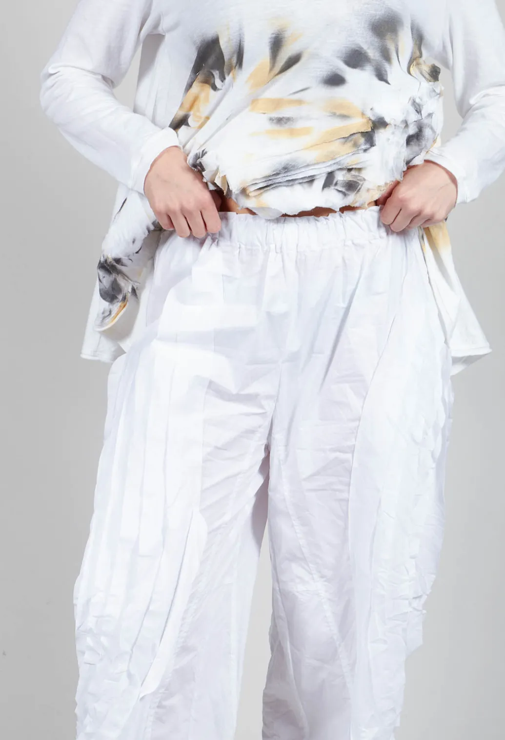 Fold Texture Trousers in White