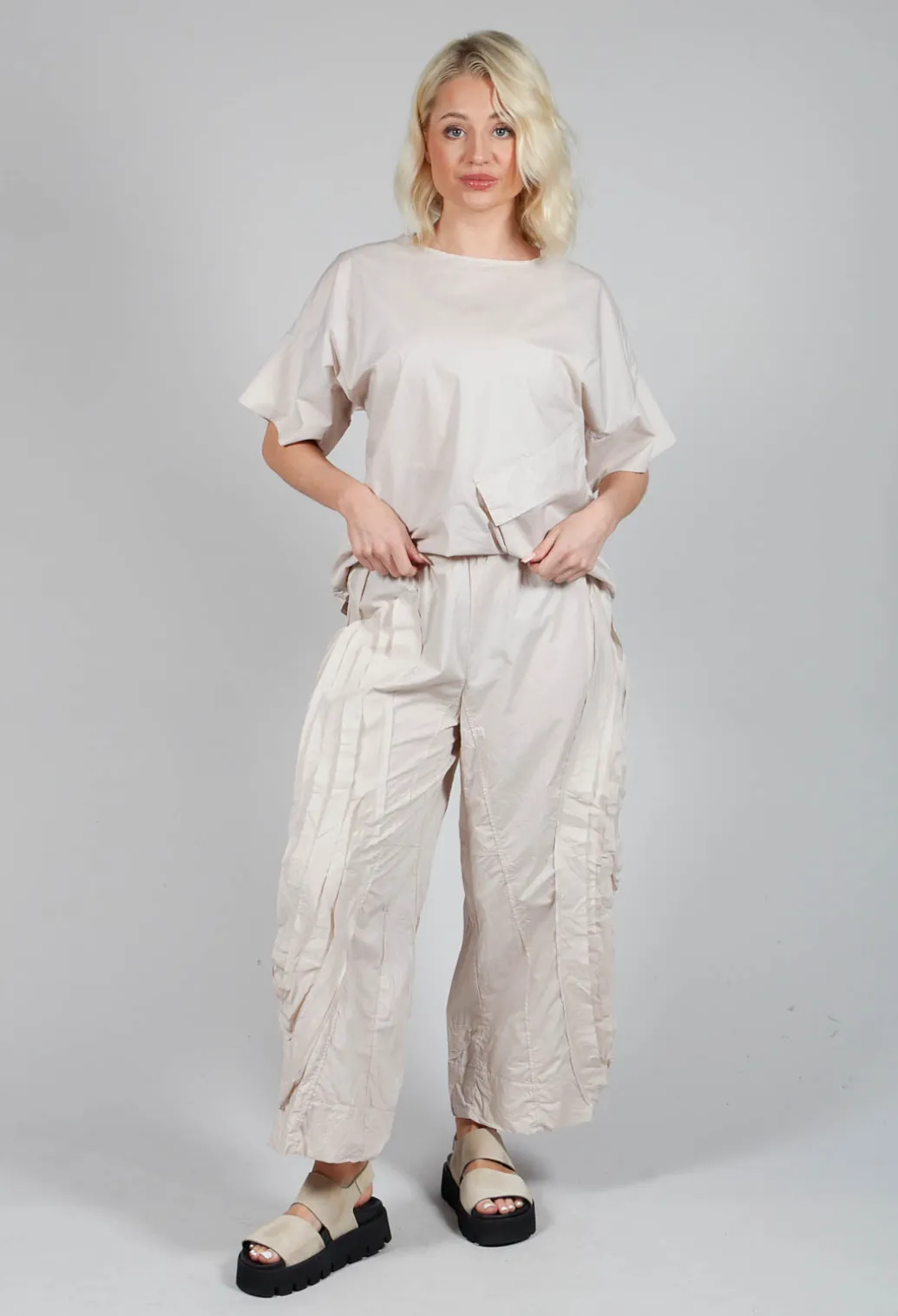 Fold Texture Trousers in Beige